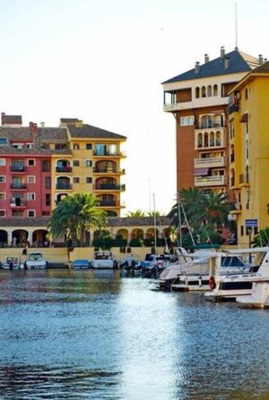 Valencia Beach Room With Private Bathroom Coliving Port Saplaya Exterior photo