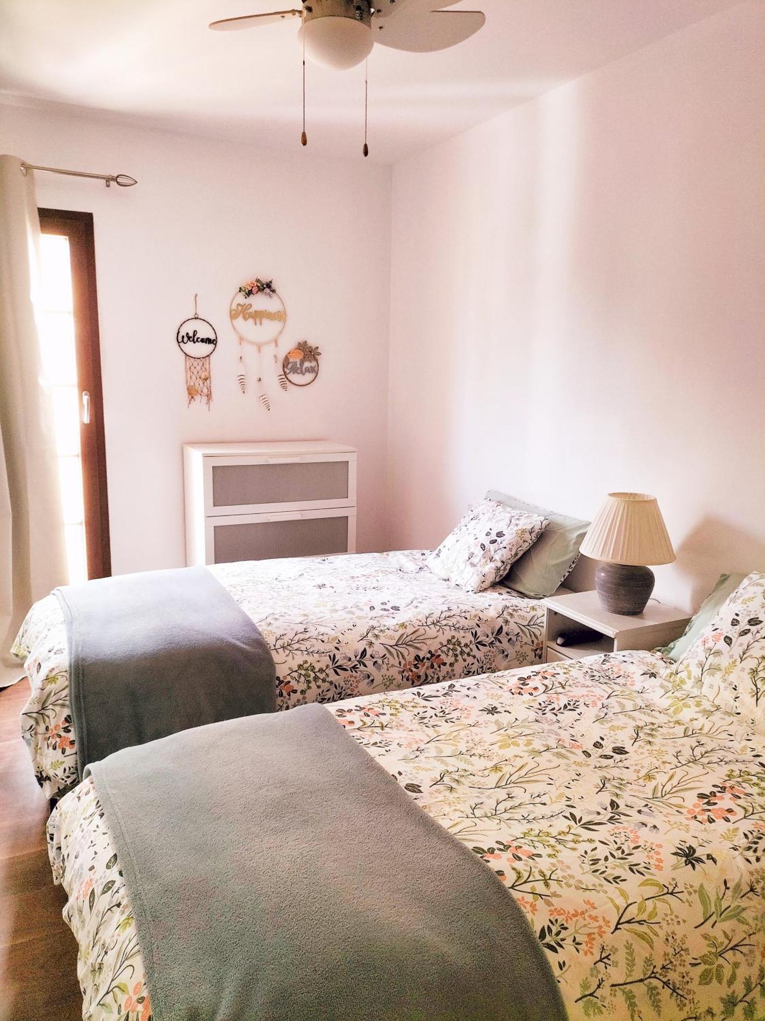 Valencia Beach Room With Private Bathroom Coliving Port Saplaya Exterior photo